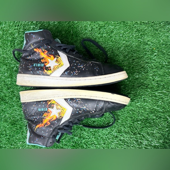 Converse All‎ Star He’s On Fire Shoes Size 9.5/10 - Picture 1 of 6